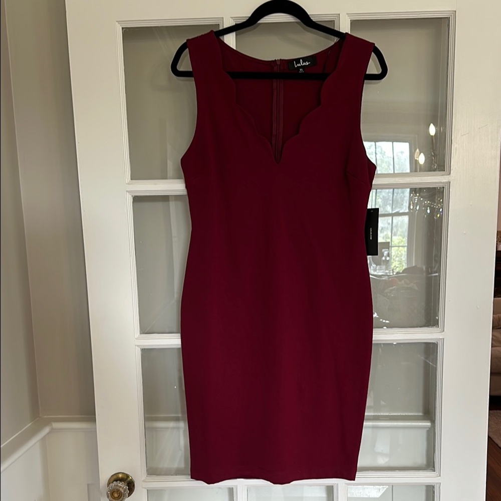 Lulu's Watch for Curves Wine Red V-Neck Sleeveless Bodycon Mini Dress - Picture 2 of 4